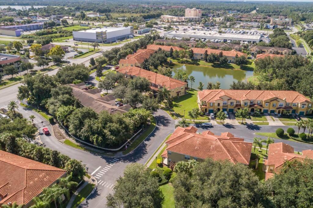 Pool, Disney, Fast Wi-Fi - World Class 3-Bed Home Kissimmee Buitenkant foto