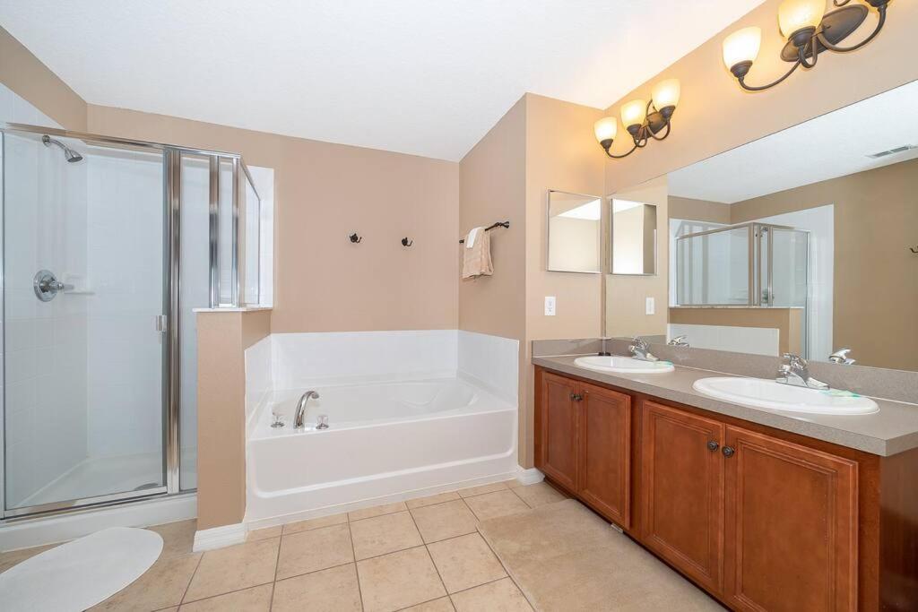 Pool, Disney, Fast Wi-Fi - World Class 3-Bed Home Kissimmee Buitenkant foto